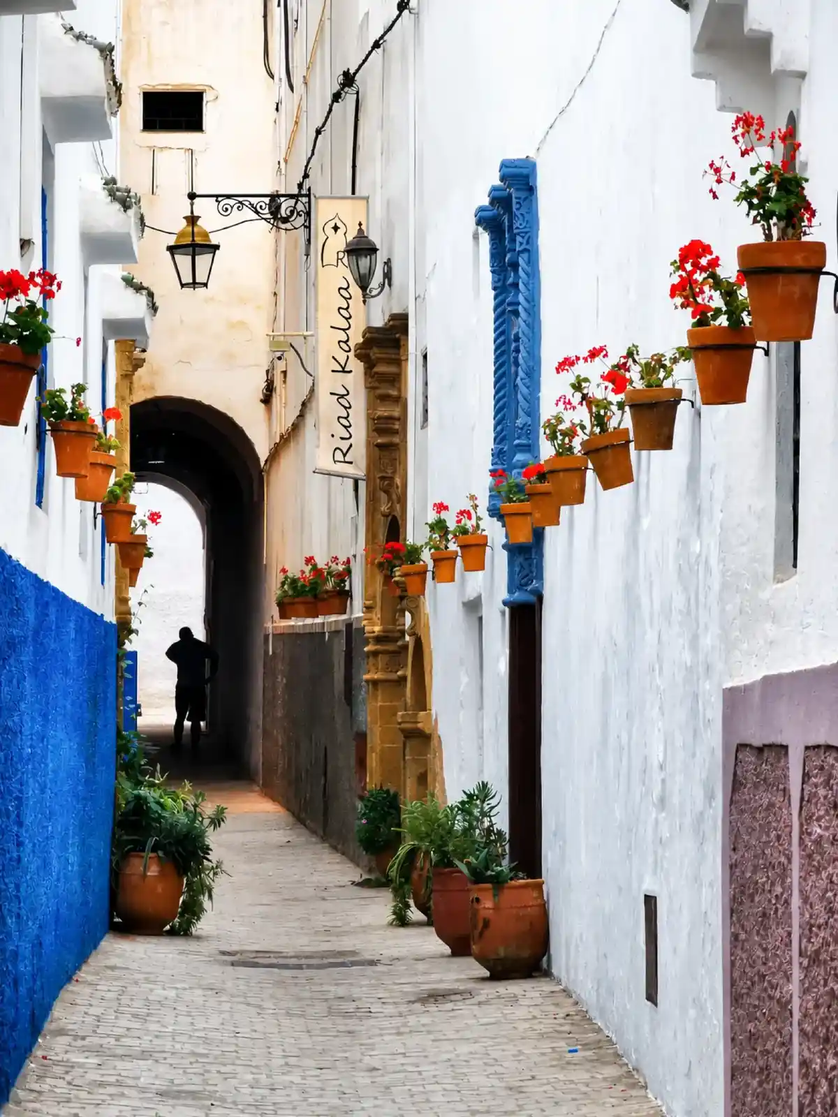 Rabat Medina street atmosphere, Imperial Boutique Hotel Rabat